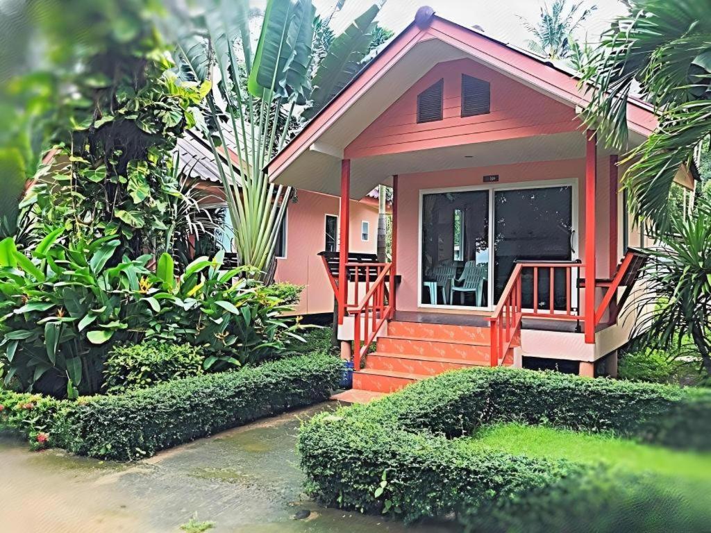 Sea Flower Resort Koh Chang Exterior photo