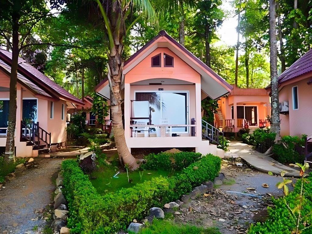 Sea Flower Resort Koh Chang Exterior photo