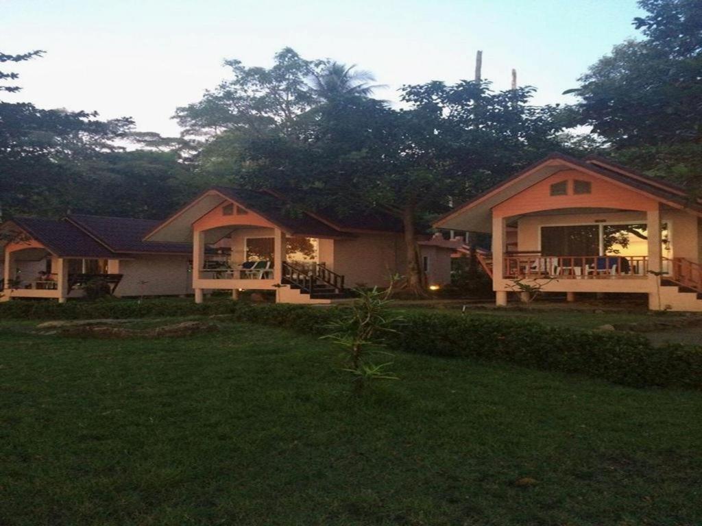 Sea Flower Resort Koh Chang Exterior photo